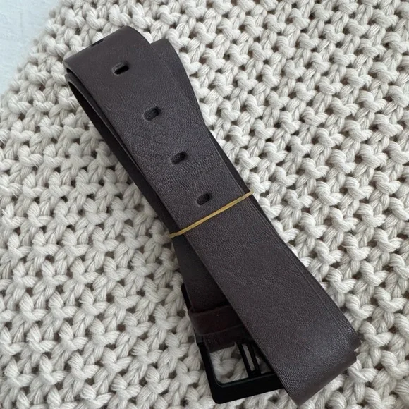 Men's Brown Leather Belt - Picture 2 of 2